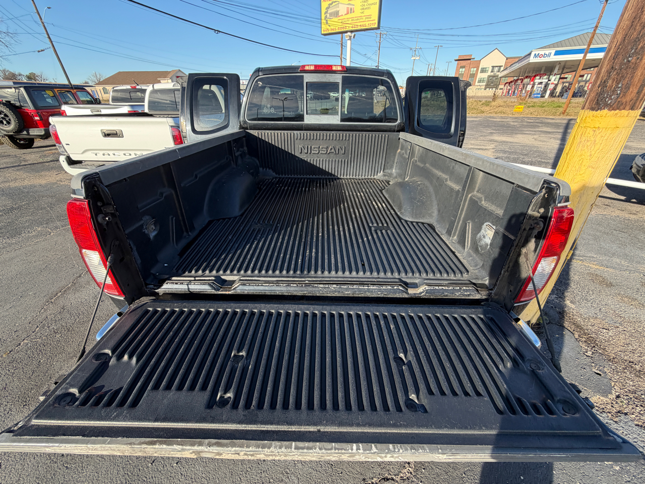 Nissan Frontier LE King Cab 2WD 2007
