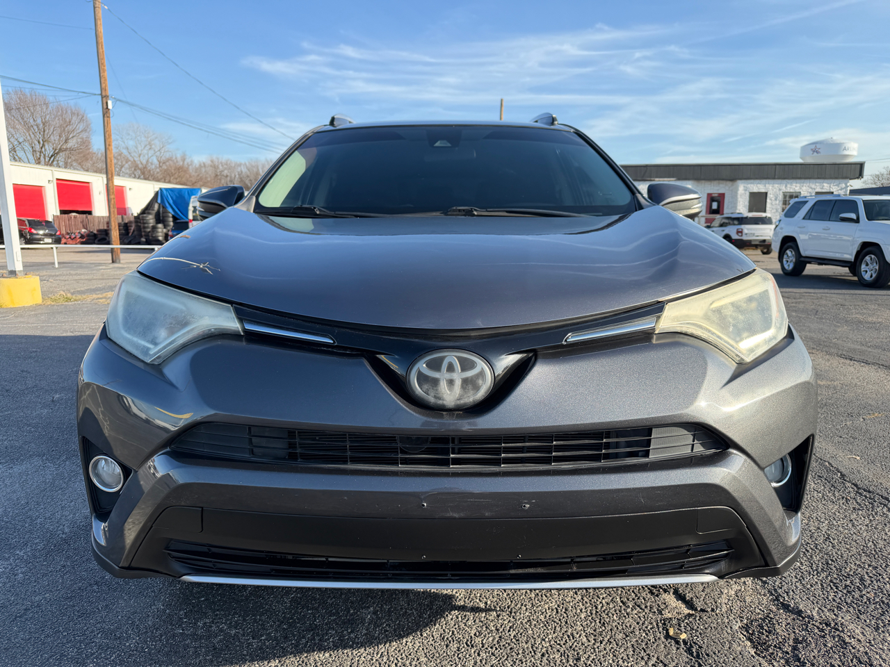 Toyota RAV4 XLE FWD 2017