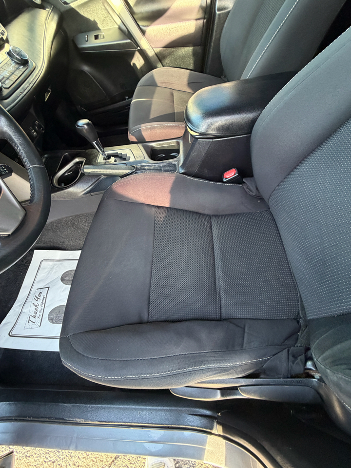 Toyota RAV4 XLE FWD 2017