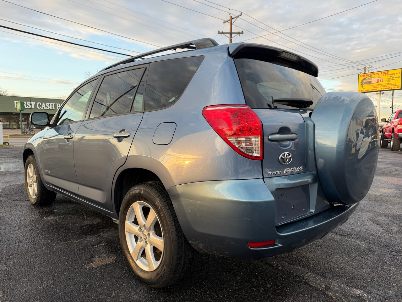 Toyota RAV4 Limited V6 2WD 2006