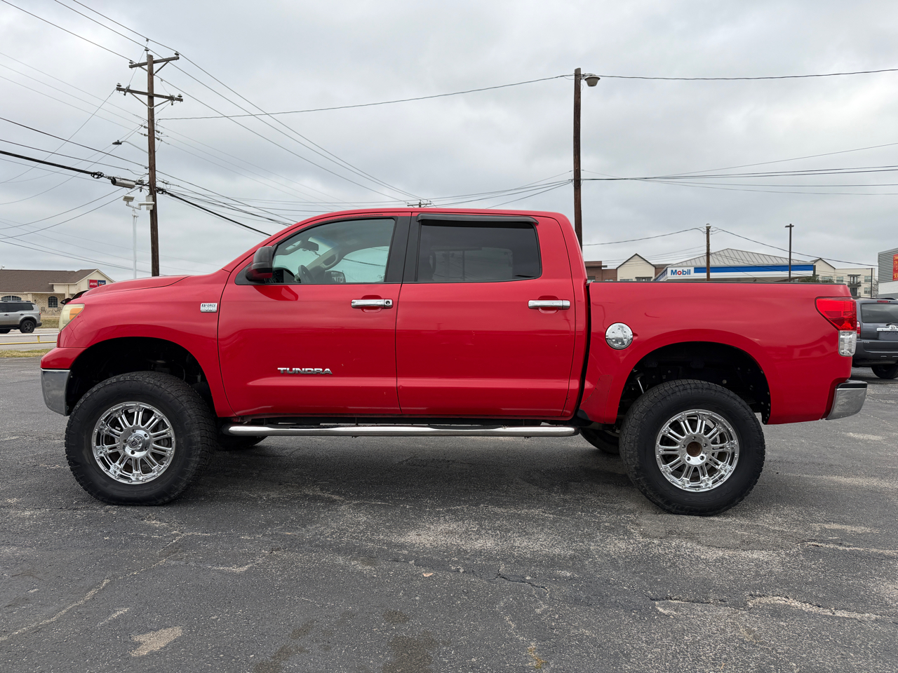 Toyota Tundra Tundra-Grade CrewMax 4.6L 2WD 2010