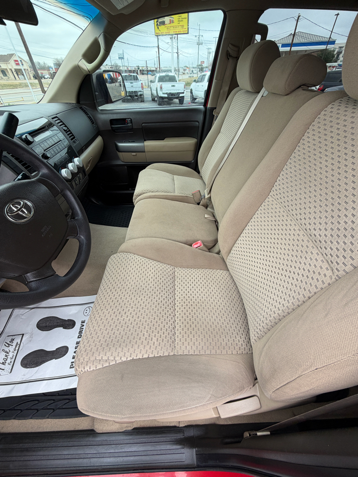 Toyota Tundra Tundra-Grade CrewMax 4.6L 2WD 2010