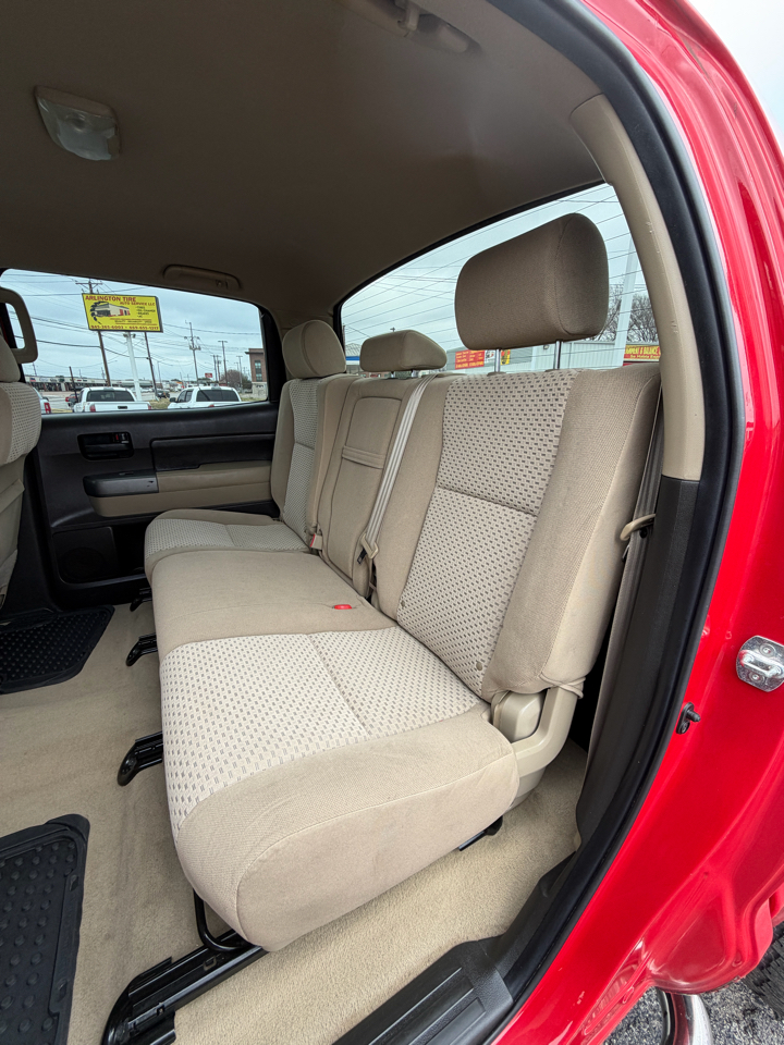 Toyota Tundra Tundra-Grade CrewMax 4.6L 2WD 2010