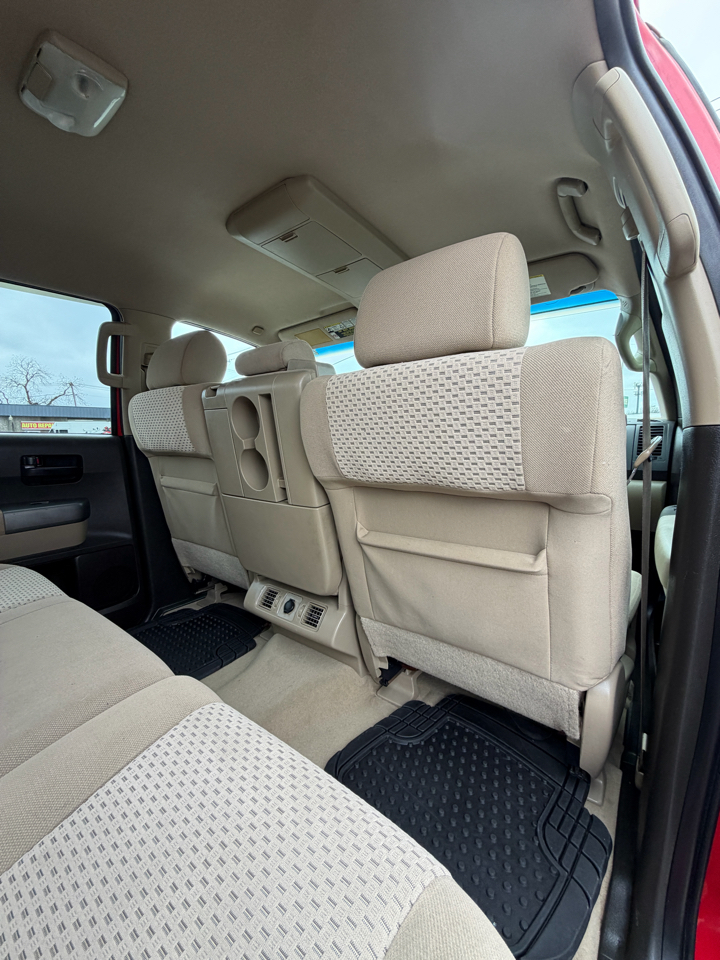 Toyota Tundra Tundra-Grade CrewMax 4.6L 2WD 2010