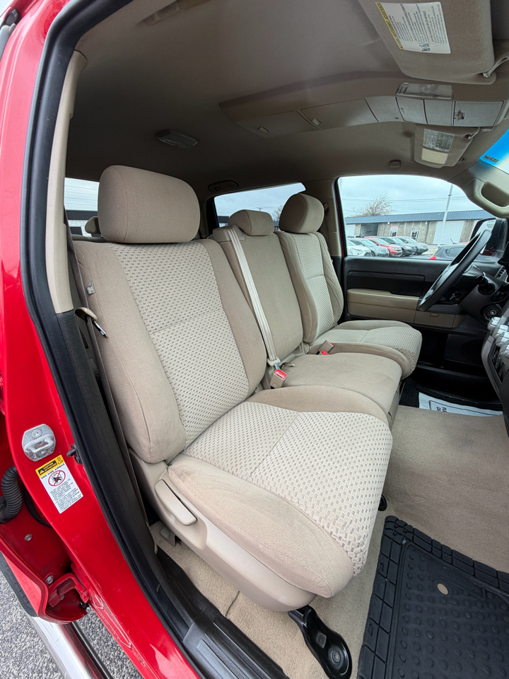 Toyota Tundra Tundra-Grade CrewMax 4.6L 2WD 2010