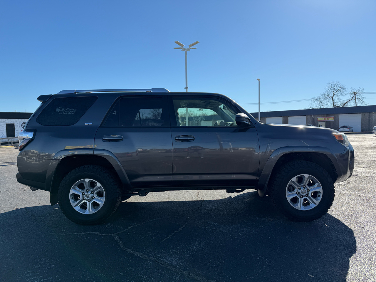 Toyota 4Runner SR5 2WD 2014