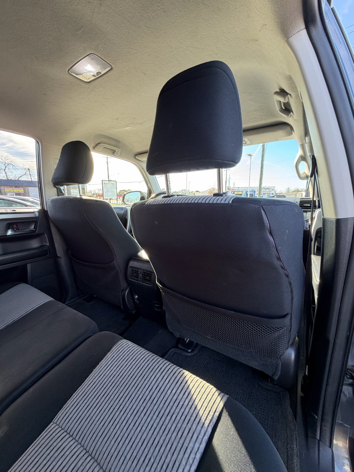 Toyota 4Runner SR5 2WD 2014