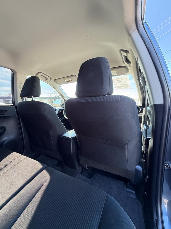 Toyota RAV4 LE FWD 2014