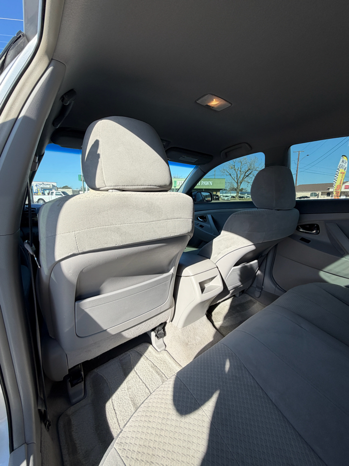 Toyota Camry LE V6 2008