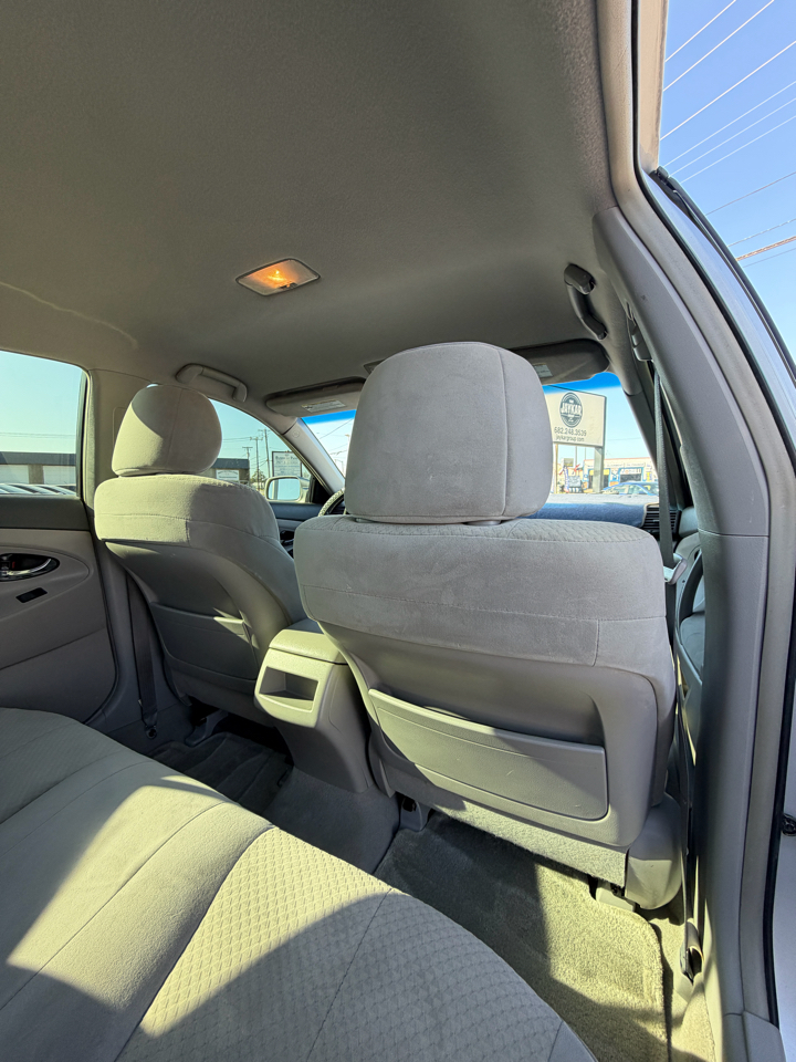 Toyota Camry LE V6 2008