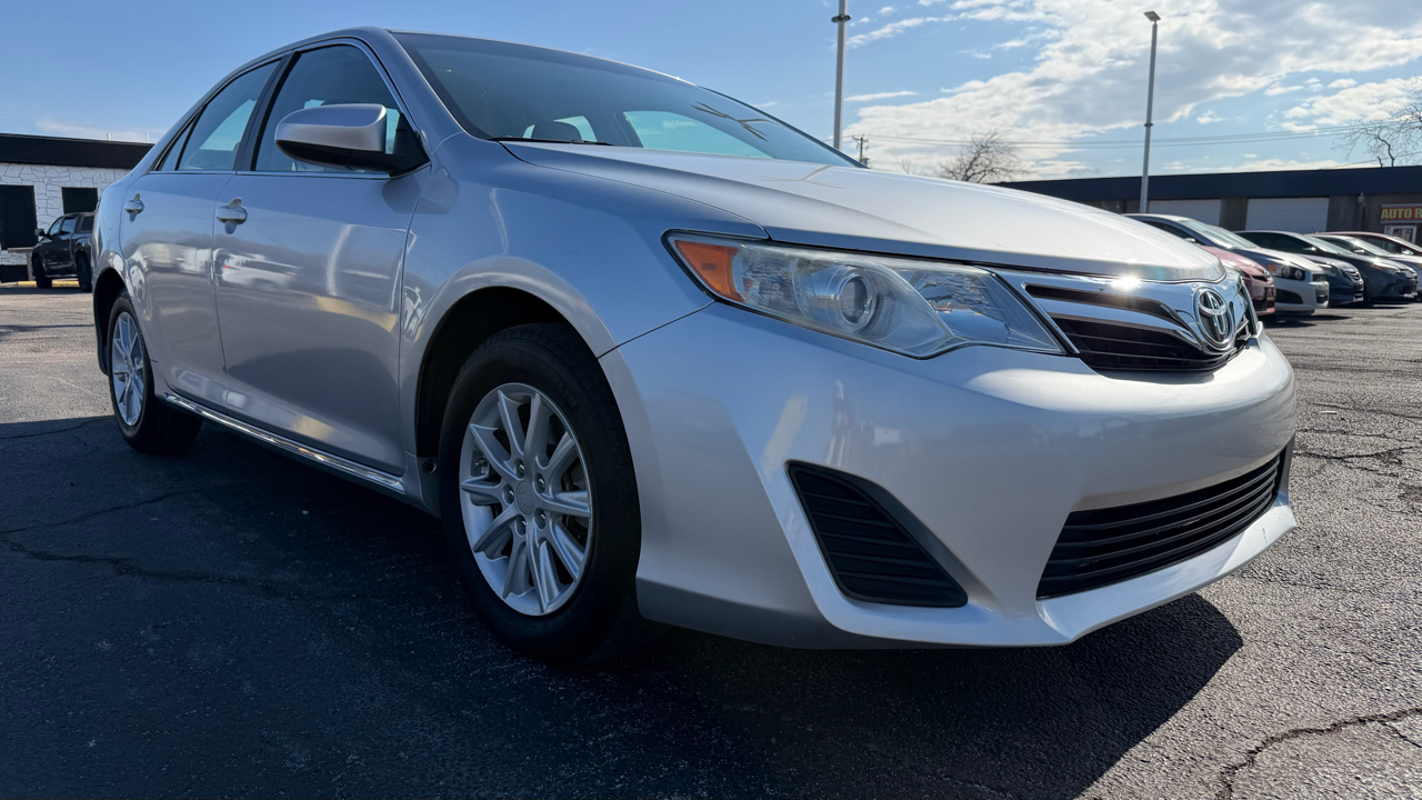 Toyota Camry SE 2012
