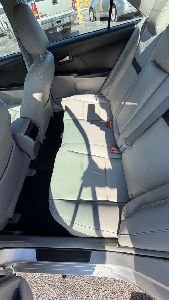 Toyota Camry SE 2012