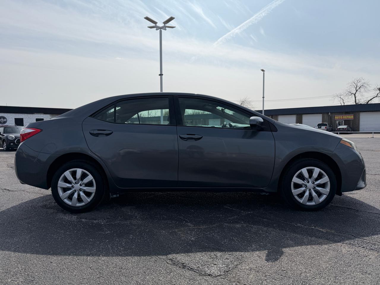 Toyota Corolla LE CVT 2015