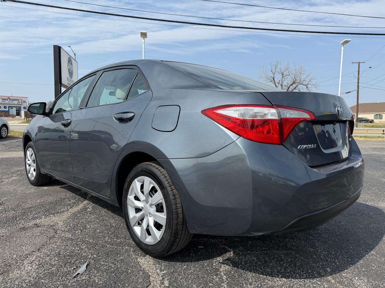 Toyota Corolla LE CVT 2015
