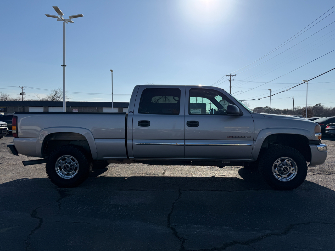 GMC Sierra 2500HD Crew Cab Short Bed 2WD 2004