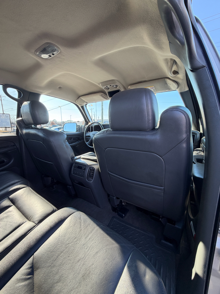 GMC Sierra 2500HD Crew Cab Short Bed 2WD 2004