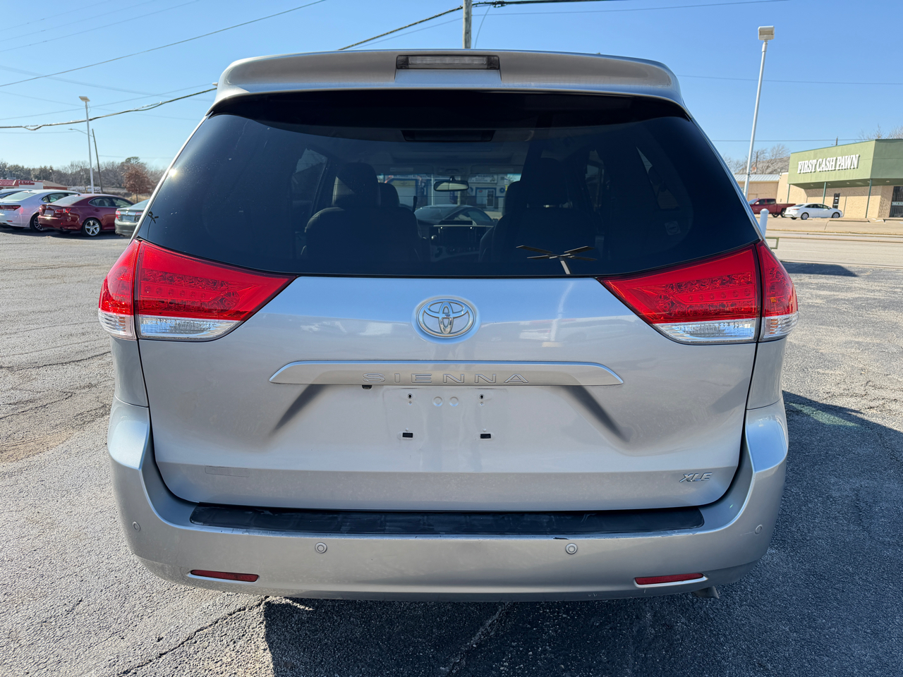 Toyota Sienna XLE FWD 8-Passenger V6 2012