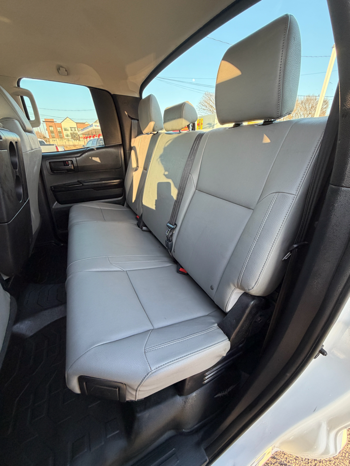Toyota Tundra SR5 4.6L V8 Double Cab 2WD 2018