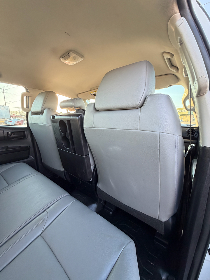 Toyota Tundra SR5 4.6L V8 Double Cab 2WD 2018