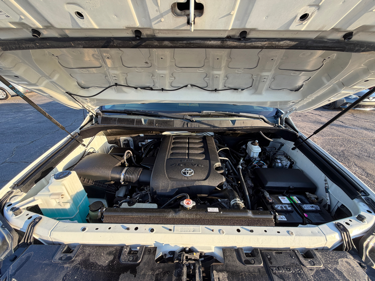 Toyota Tundra SR5 4.6L V8 Double Cab 2WD 2018