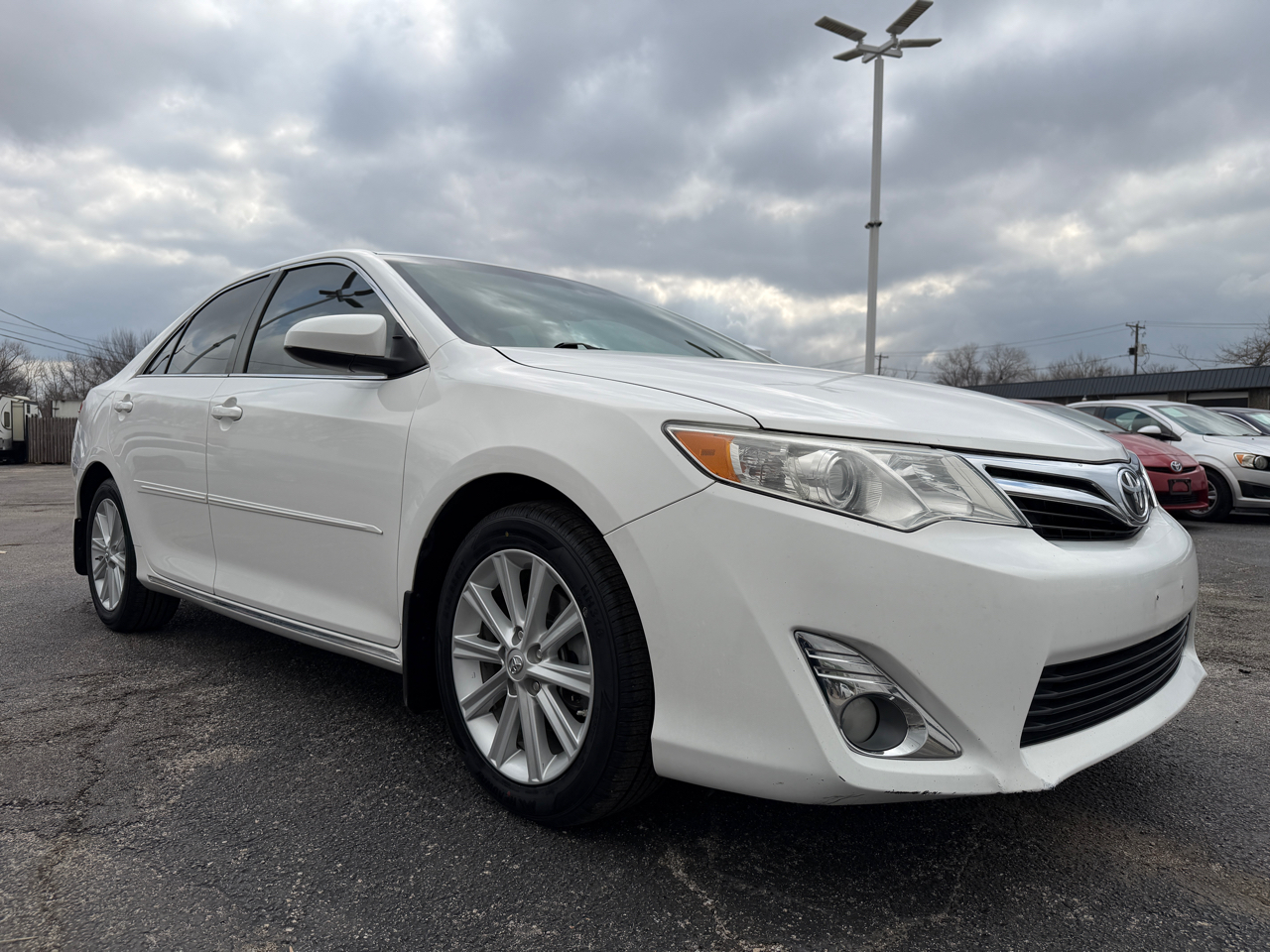 Toyota Camry XLE V6 2013