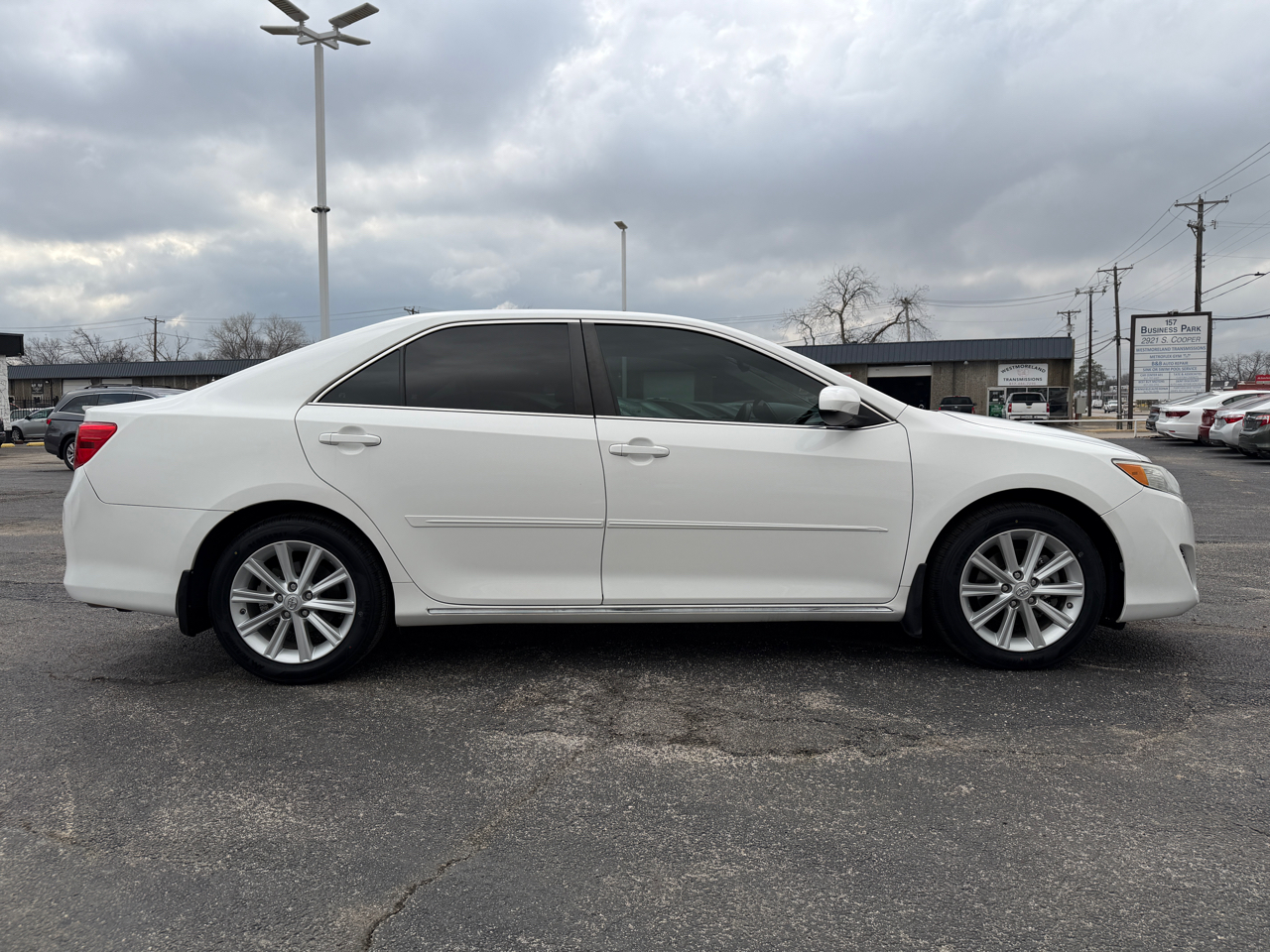 Toyota Camry XLE V6 2013