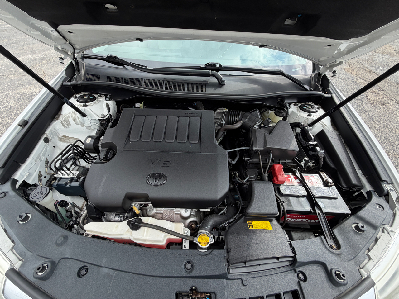 Toyota Camry XLE V6 2013