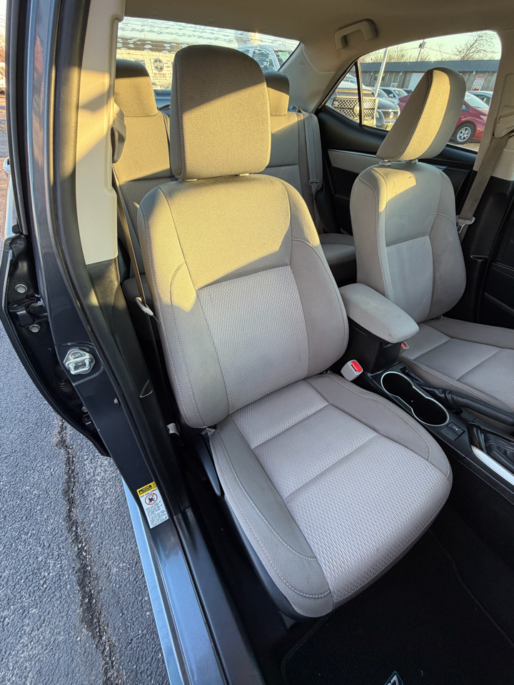 Toyota Corolla LE CVT 2015