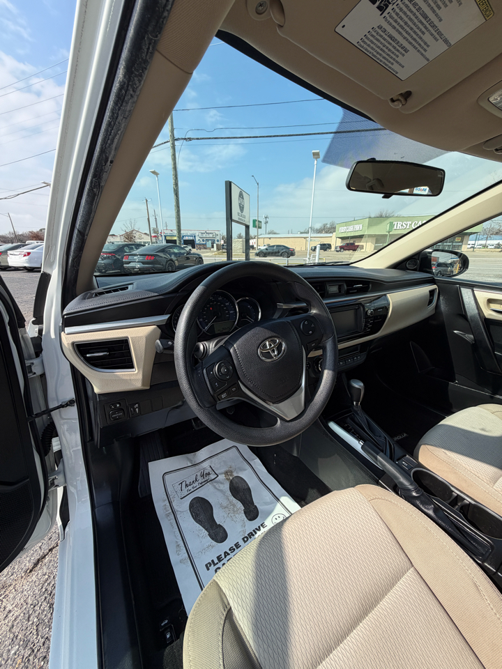 Toyota Corolla LE CVT 2016