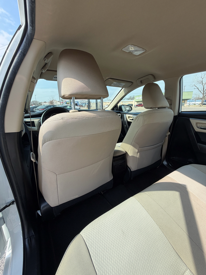 Toyota Corolla LE CVT 2016