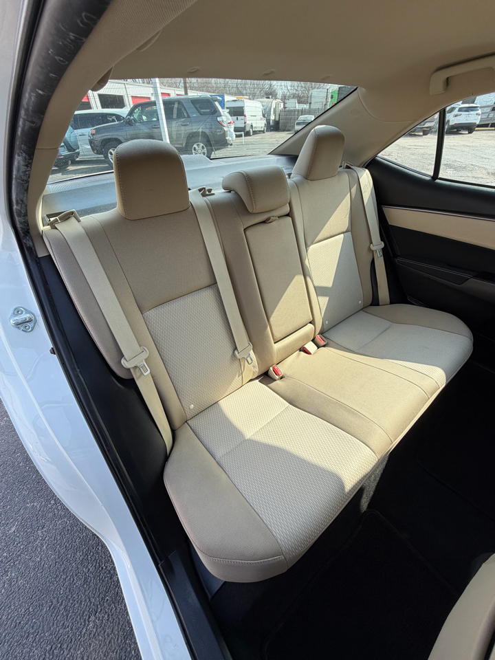 Toyota Corolla LE CVT 2016