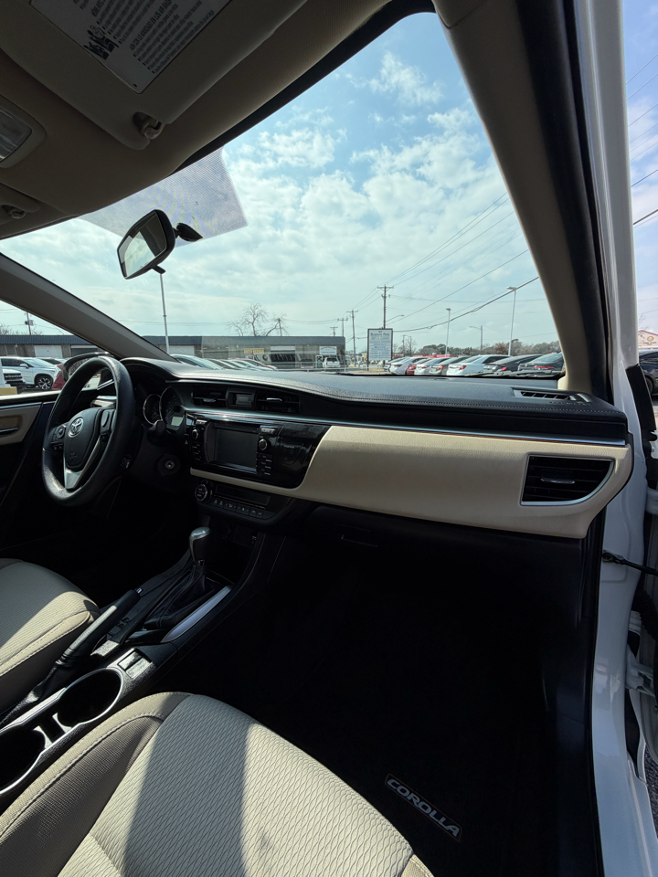 Toyota Corolla LE CVT 2016