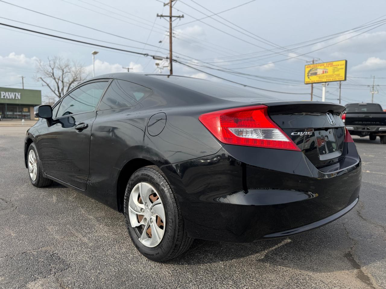 Honda Civic LX Coupe 5-Speed AT 2013