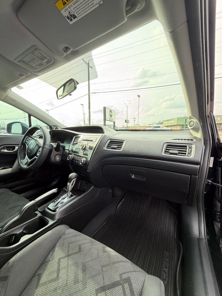 Honda Civic LX Coupe 5-Speed AT 2013