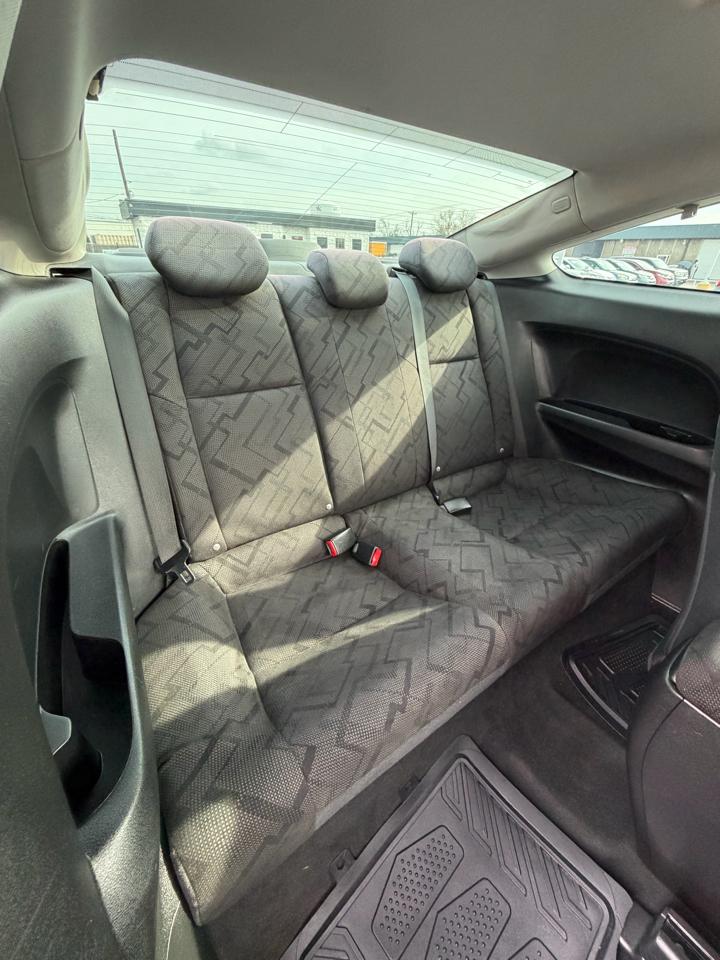 Honda Civic LX Coupe 5-Speed AT 2013