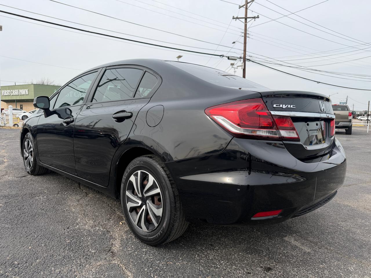 Honda Civic LX Sedan 5-Speed AT 2013