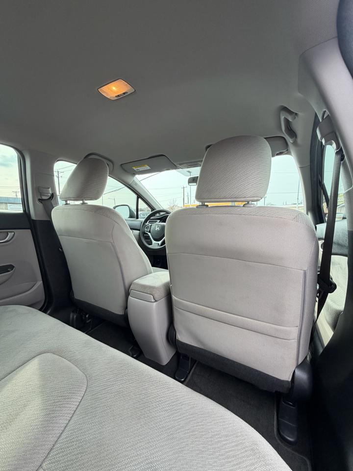 Honda Civic LX Sedan 5-Speed AT 2013