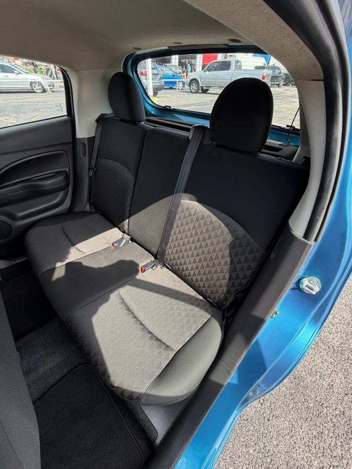 Mitsubishi Mirage ES 2022