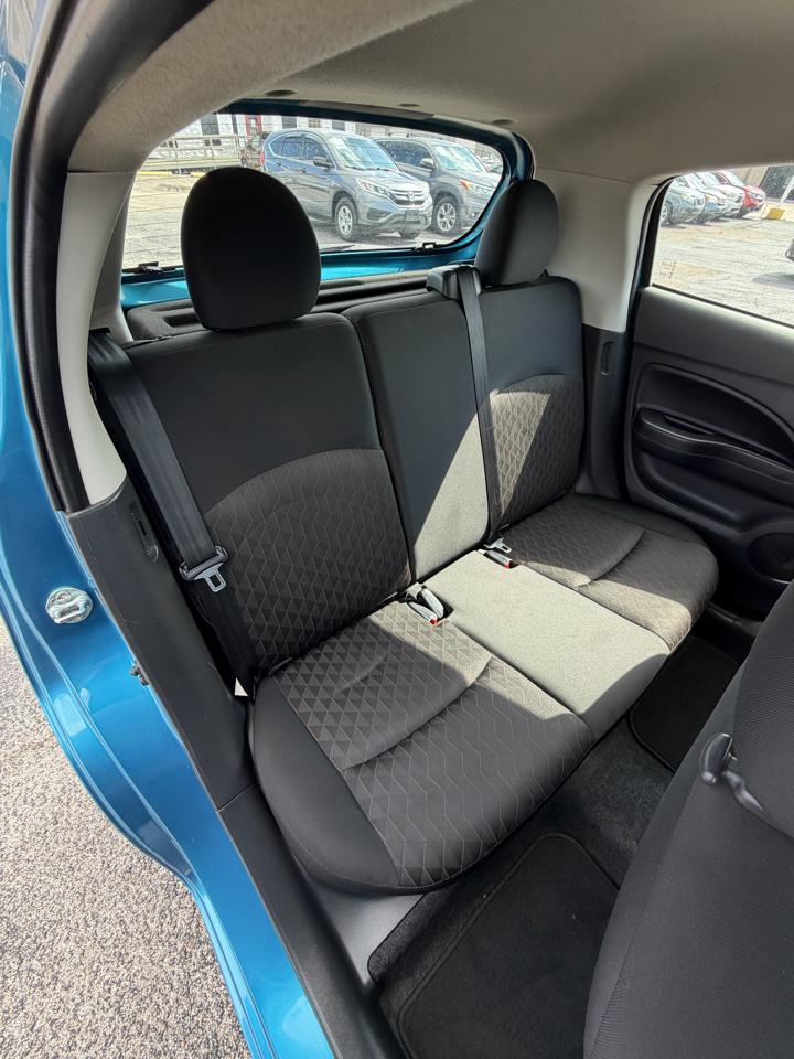 Mitsubishi Mirage ES 2022