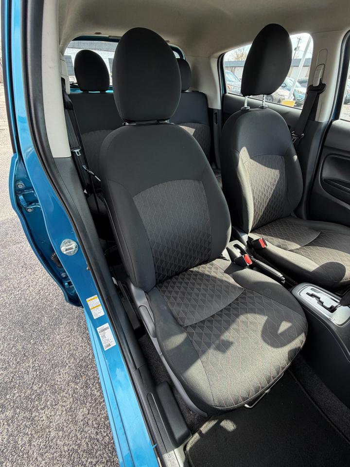 Mitsubishi Mirage ES 2022