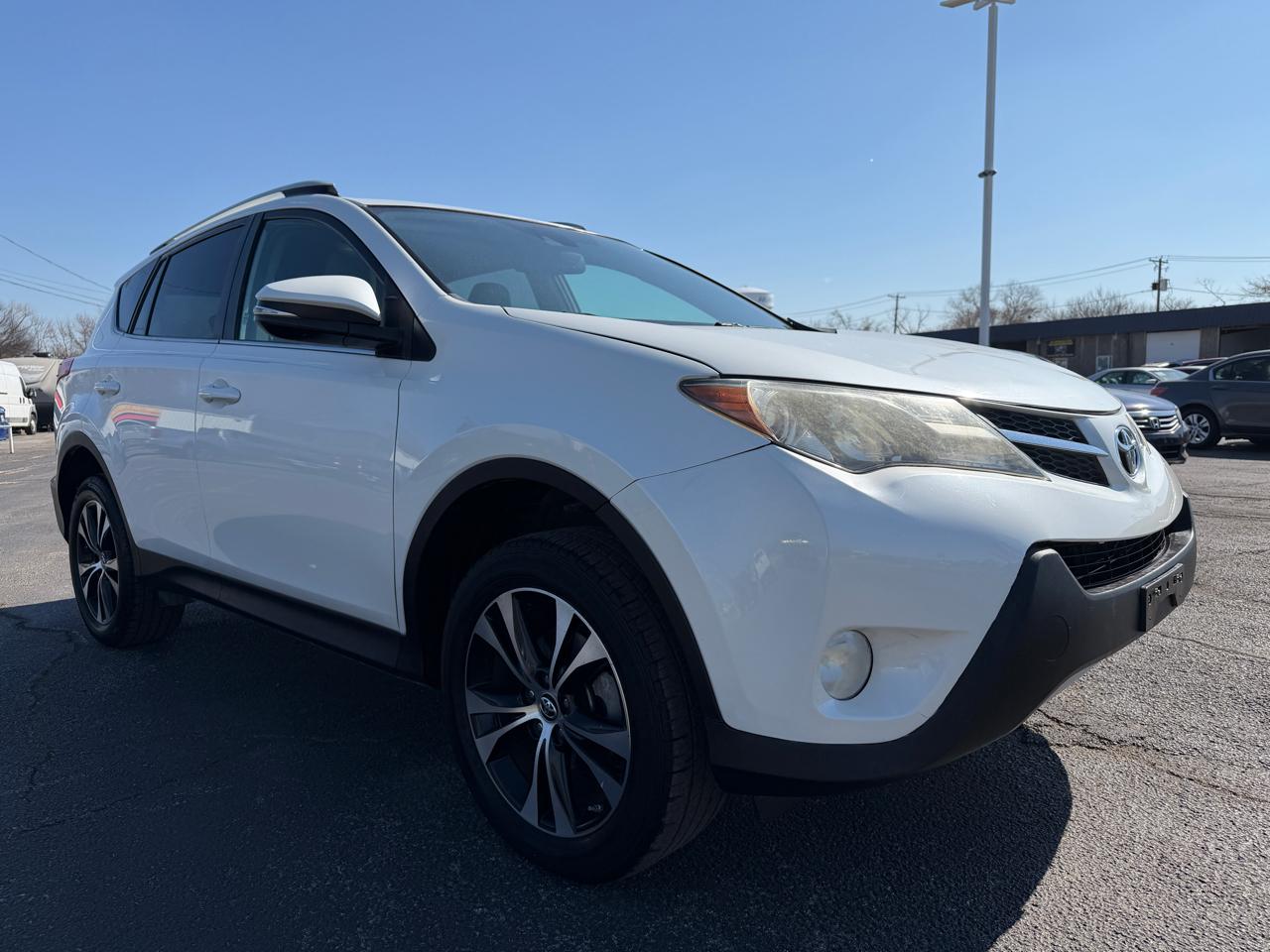 Toyota RAV4 Limited FWD 2015