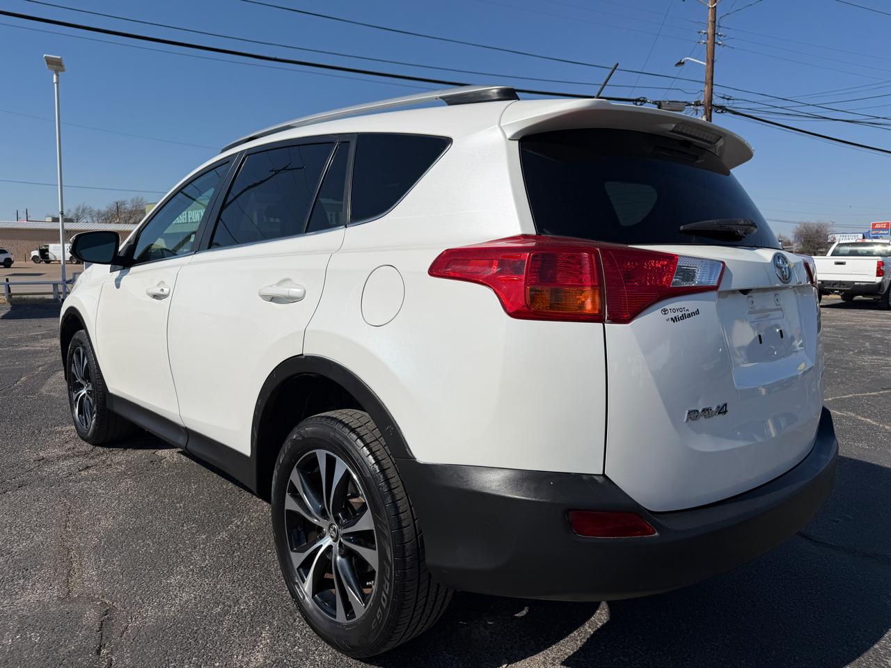 Toyota RAV4 Limited FWD 2015