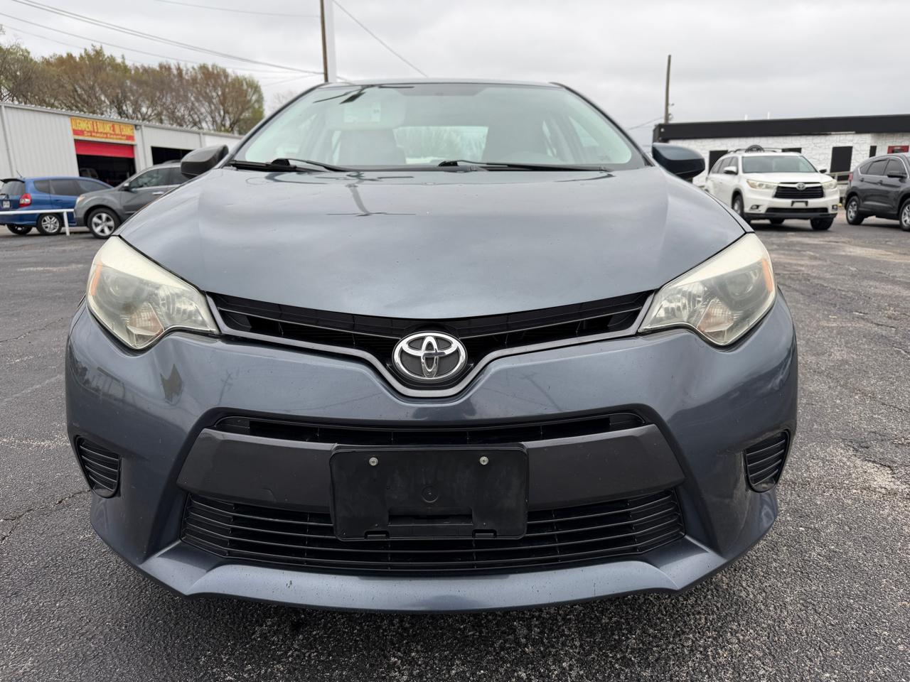 Toyota Corolla LE 2015