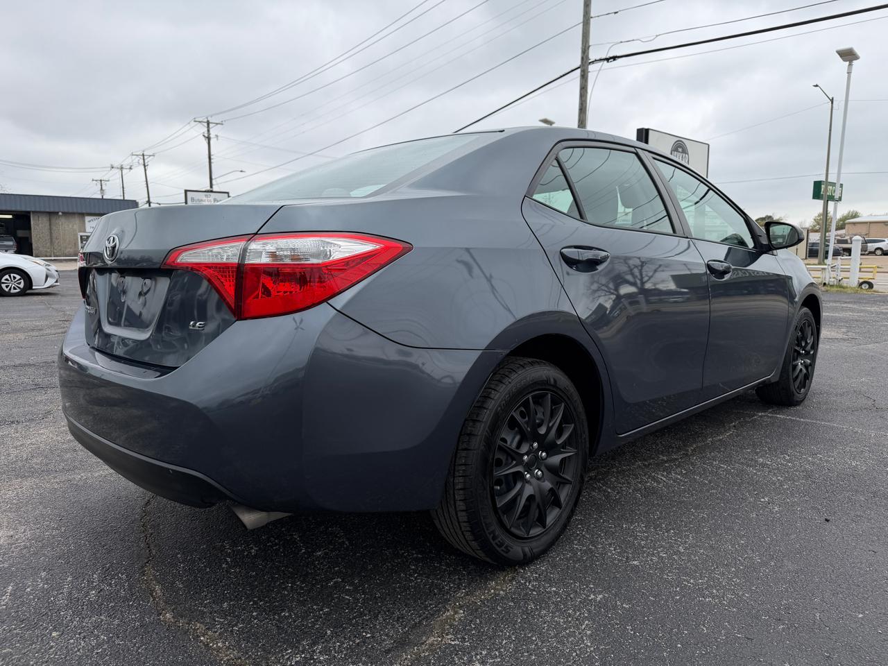 Toyota Corolla LE 2015
