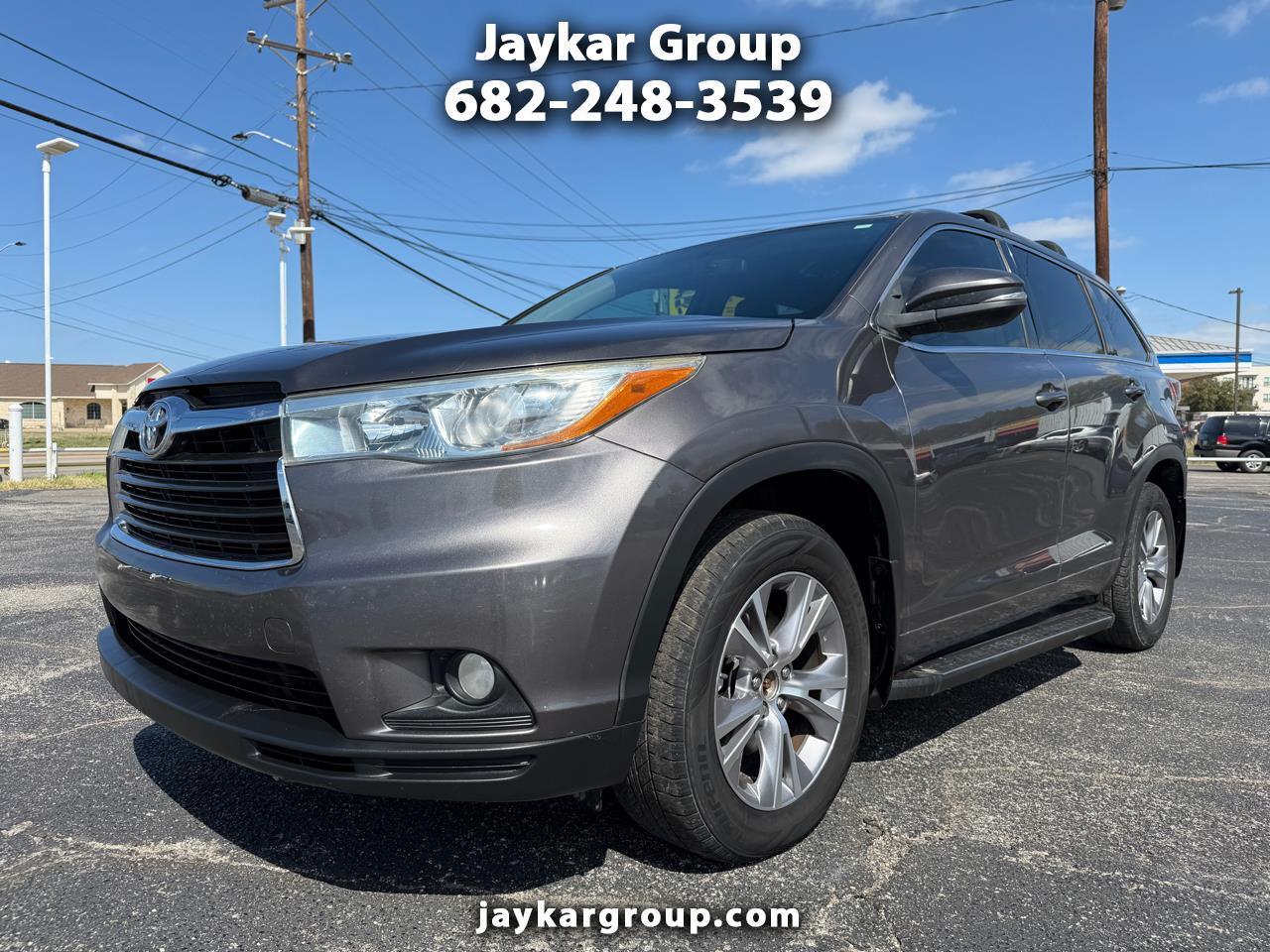 Toyota Highlander LE FWD V6 2015