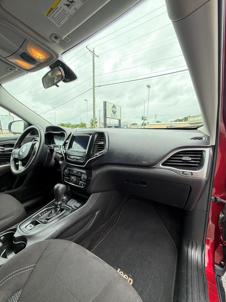 Jeep Cherokee Latitude 4WD 2019