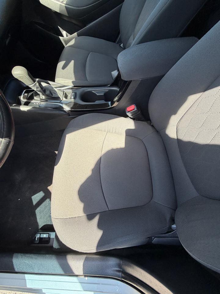 Toyota Corolla LE 2021