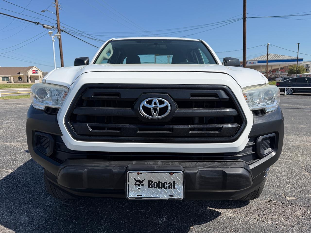 Toyota Tacoma SR5 Access Cab I4 6AT 2WD 2017