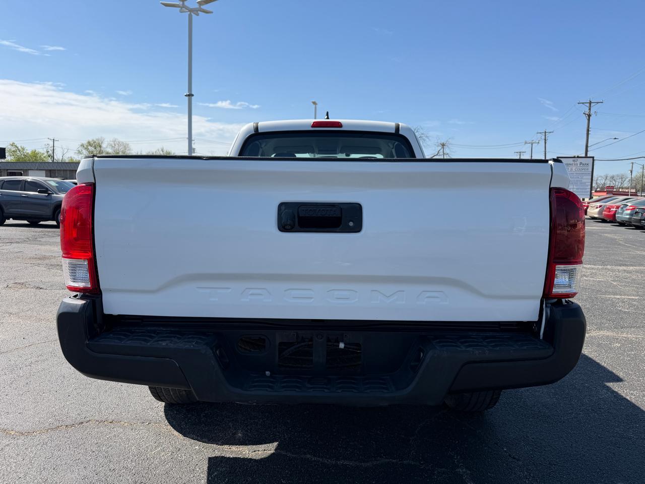 Toyota Tacoma SR5 Access Cab I4 6AT 2WD 2017