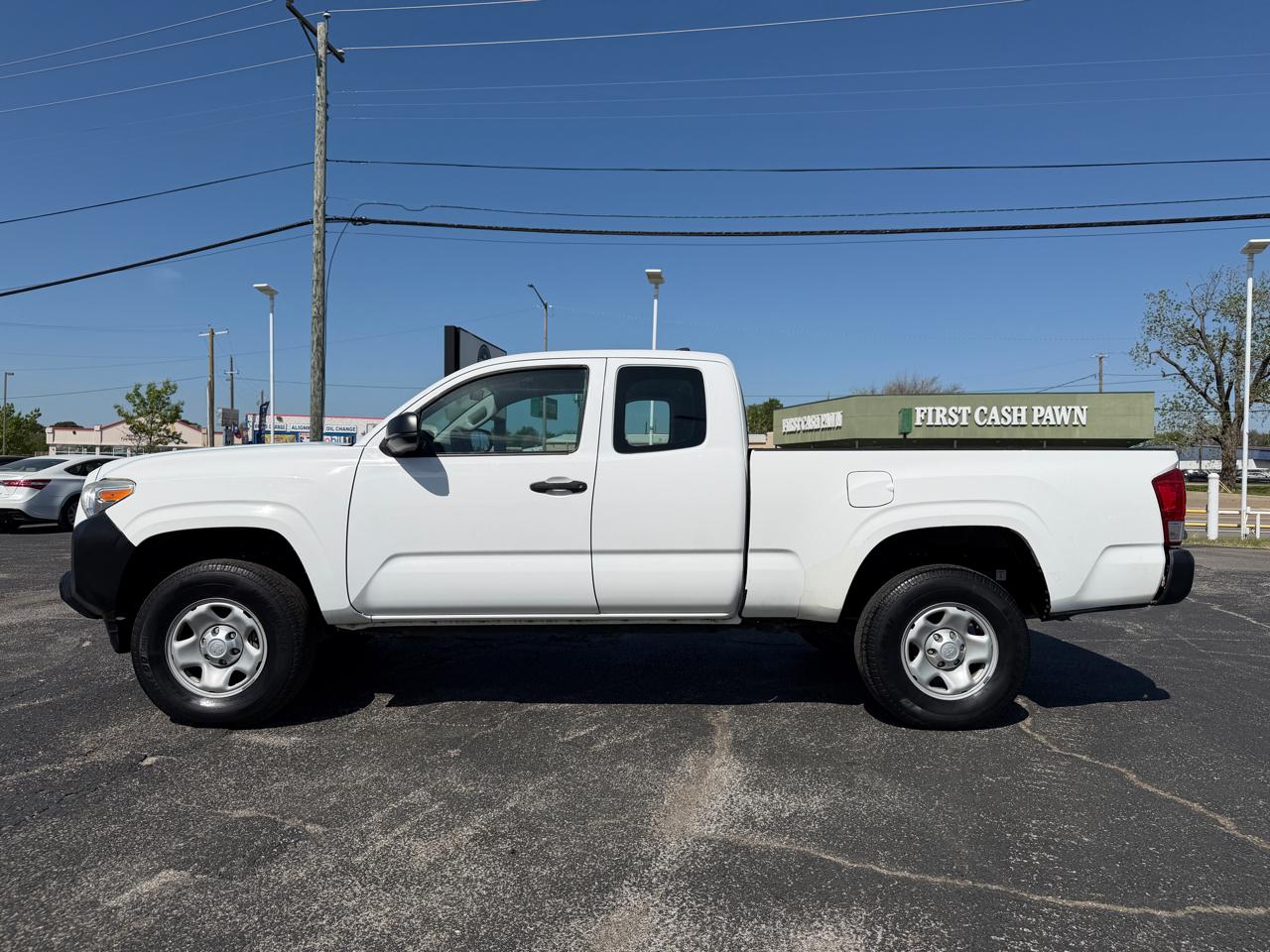 Toyota Tacoma SR5 Access Cab I4 6AT 2WD 2017
